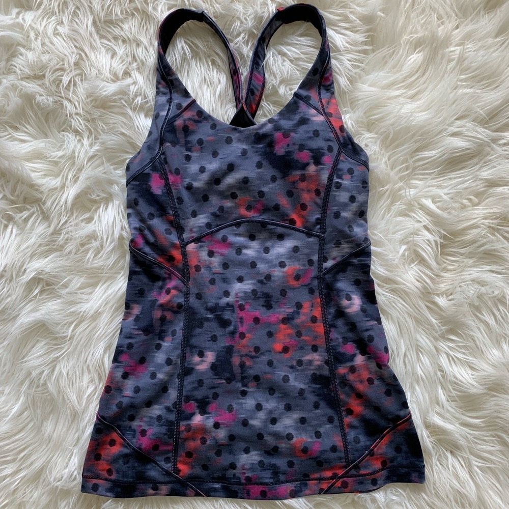 LULULEMON workout top